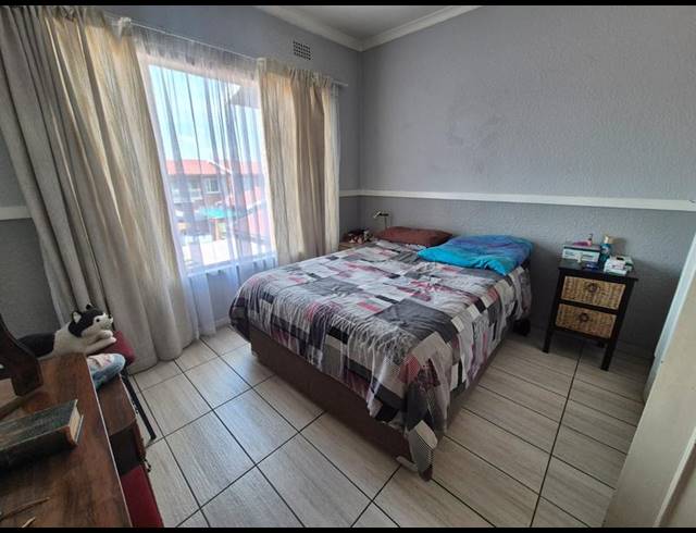 3 BEDROOM TOWNHOUSE FOR SALE IN BRACKENHURST